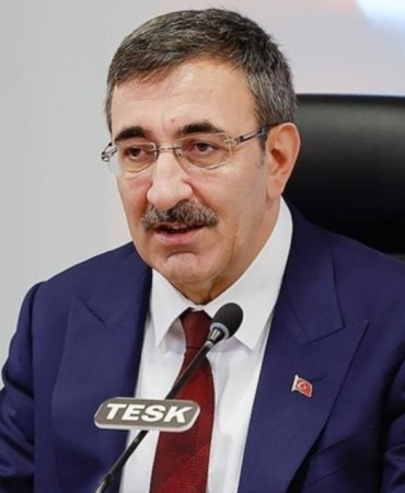 Cevdet Yılmaz'dan Vergi, Enflasyon ve Büyüme Açıklaması! Bakanlık Vergi Oranlarını Değiştirmeyecek 3 cevdet-yilmazdan-vergi-enflasyon-ve-buyume-aciklamasi-bakanlik-vergi-oranlarini-degistirmeyecek-xaQvrgck.jpg
