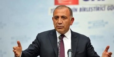 chp-istanbul-il-baskanligina-kayyum-atamasi-gursel-tekinden-randevu-talebi-ve-sonradan-chpli-olanlar-ziDZYGbI.jpg