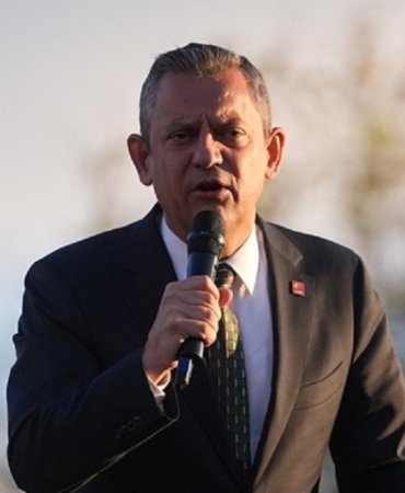 CHP Lideri Özgür Özel'den Erken Seçim Çağrısı! "2 Kasım'a Sandığı Koysun, İstediği Şartlarda Gidelim" 10 chp-lideri-ozgur-ozelden-erken-secim-cagrisi-2-kasima-sandigi-koysun-istedigi-sartlarda-gidelim-BFQMxuHM.jpg