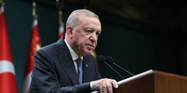Cumhurbaşkanı Erdoğan’dan ABD Ziyareti ve Ekonomi Mesajı: Ticarette 100 Milyar Dolar Hedefi, Enerji ve Havacılıkta Yeni Adımlar 2 cumhurbaskani-erdogandan-abd-ziyareti-ve-ekonomi-mesaji-ticarette-100-milyar-dolar-hedefi-enerji-ve-lGHmRn8m.jpg