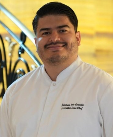 CVK Park Bosphorus, Mutfak Ekibini Güçlendirdi! Michelin Yıldızlı Şef Otelde Göreve Başladı 10 cvk-park-bosphorus-mutfak-ekibini-guclendirdi-michelin-yildizli-sef-otelde-goreve-basladi-UIsnTTFq.jpg