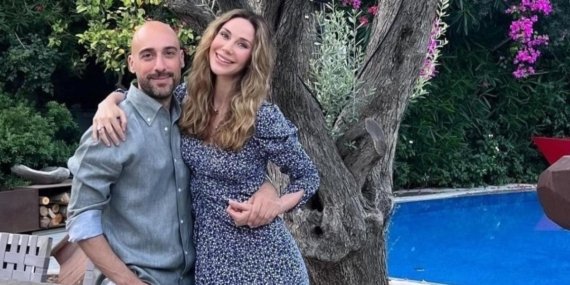 Demet Şener ve Tolga Arman İlişkisini Bitirdi! Ünlü Manken “Birbirimize Zarar Vermemek Adına Ayrıldık” Dedi