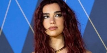 dua-lipa-yeni-temsiliyle-uyumlu-bir-yol-ayrimina-gitti-ixrGnksj.jpg