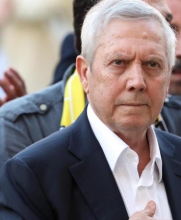 Fenerbahçe'de Olağanüstü Kongre Tartışması! Aziz Yıldırım Adaylık İddialarını Yalanladı 9 fenerbahcede-olaganustu-kongre-tartismasi-aziz-yildirim-adaylik-iddialarini-yalanladi-vOcKUkRC.jpg