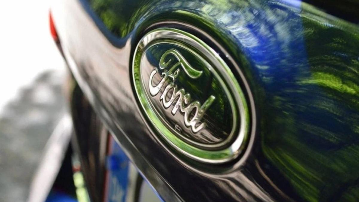 Ford, 1.5 Milyon Aracını Geri Çağırıyor! Geri Görüş Kamerası Arızası Can Güvenliğini Tehdit Ediyor 2 ford-15-milyon-aracini-geri-cagiriyor-geri-gorus-kamerasi-arizasi-can-guvenligini-tehdit-ediyor-QKDrBhVu.jpg