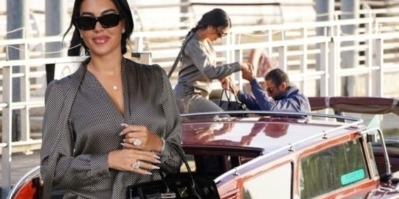 Georgina Rodriguez, Venedik Film Festivali’ne Ayak Bastı! Devasa Nişan Yüzüğüyle Göz Kamaştırdı