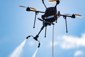 Güneş Enerjisi Santrallerinde Temizlik Artık Drone’larla Yapılacak! 3 gunes-enerjisi-santrallerinde-temizlik-artik-dronelarla-yapilacak-im5TGsx1.jpg