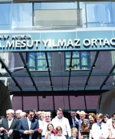 Hatay'da Yıkılan Okulun Yerine Mesut Yılmaz Okulu Yapıldı! Maliyeti 8 Milyon Dolar 9 hatayda-yikilan-okulun-yerine-mesut-yilmaz-okulu-yapildi-maliyeti-8-milyon-dolar-pHnh4RiQ.jpg