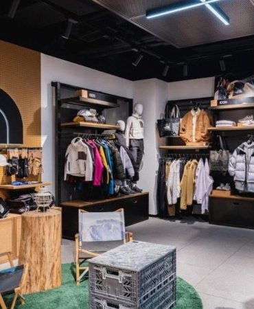 Hazır Giyim Sektöründe Alarm! The North Face, Türkiye'deki Üretimini Sonlandırıyor mu? 8 hazir-giyim-sektorunde-alarm-the-north-face-turkiyedeki-uretimini-sonlandiriyor-mu-XvFBazak.jpg