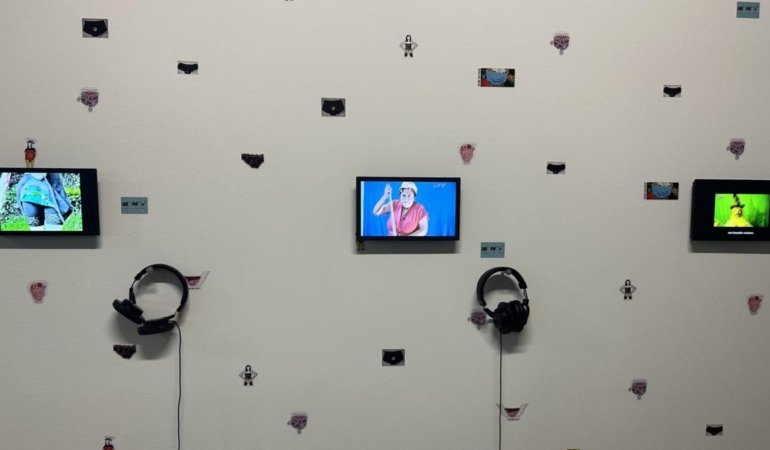 Hitay Vakfı Sanat Yarışması 10. kez tamamlandı, kazanan öğrenciler Berlin Bienali’ne gitti 1 hitay-vakfi-sanat-yarismasi-10-kez-tamamlandi-kazanan-ogrenciler-berlin-bienaline-gitti-AggGR1OC.jpg