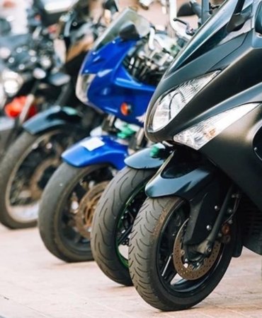 İstanbul'da Motosiklet Kullanımına Yeni Düzenleme! Kaldırıma Park Etmek Yasaklanıyor 9 istanbulda-motosiklet-kullanimina-yeni-duzenleme-kaldirima-park-etmek-yasaklaniyor-xPuT1uSz.jpg
