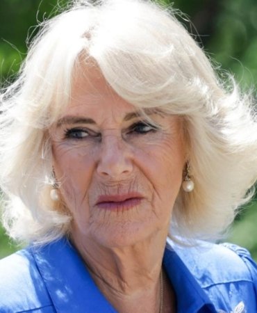 Kraliçe Camilla'ya Genç Yaşta Cinsel Saldırı Girişimi İddiası! O Anısını Boris Johnson'a Anlattı 3 kralice-camillaya-genc-yasta-cinsel-saldiri-girisimi-iddiasi-o-anisini-boris-johnsona-anlatti-d8LDJxG1.jpg