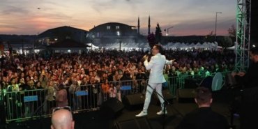 niluferde-13-gorukle-balkan-panayiri-coskusu-basladi-8JiP4sgm.jpg