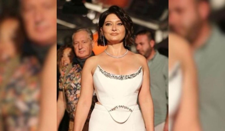 Nurgül Yeşilçay Ekranlara Geri Dönüyor! "Ömür Usta" Dizisiyle Seyirciyi Duygulandıracak 1 nurgul-yesilcay-ekranlara-geri-donuyor-omur-usta-dizisiyle-seyirciyi-duygulandiracak-axKW2tHx.jpg