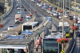 Okulun İlk Günü Toplu Taşıma Ücretsiz! İBB'den Öğrencilere Büyük Kolaylık 3 okulun-ilk-gunu-toplu-tasima-ucretsiz-ibbden-ogrencilere-buyuk-kolaylik-CMknp1Px.jpg