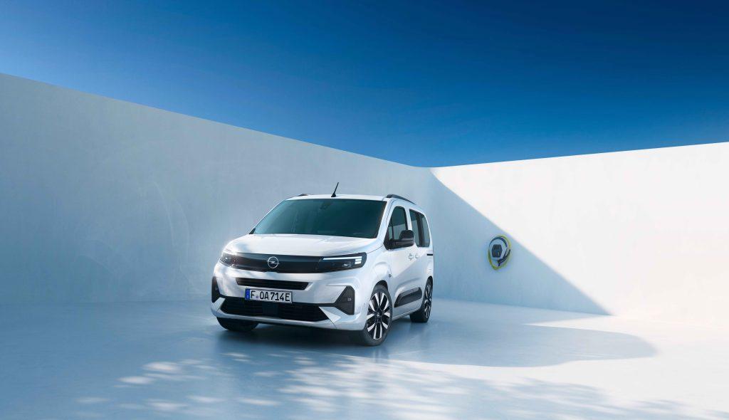 Opel'den Eylül Ayı Kampanyaları! Faizsiz Kredi ve Nakit İndirim Fırsatları Başladı 1 Opel'den Eylül Ayı Kampanyaları! Faizsiz Kredi ve Nakit İndirim Fırsatları Başladı