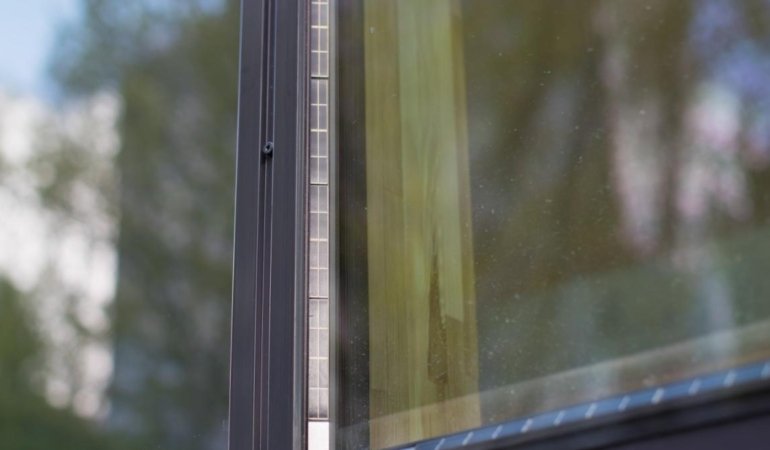 Pencereler Artık Elektrik Üretecek! Çinli Bilim İnsanlarından Devrim Niteliğinde Güneş Enerjisi Teknolojisi 1 pencereler-artik-elektrik-uretecek-cinli-bilim-insanlarindan-devrim-niteliginde-gunes-enerjisi-teknolojisi-rDZil13a.jpg