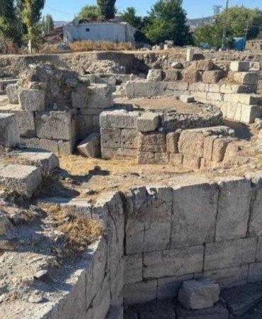 Sebastapolis’in Gizemi Yeniden Gündemde: Kazılar Tamamlandı mı, Yoksa Yeni Keşifler mi Yolda? 5 sebastapolisin-gizemi-yeniden-gundemde-kazilar-tamamlandi-mi-yoksa-yeni-kesifler-mi-yolda-mLWp75Ej.jpg