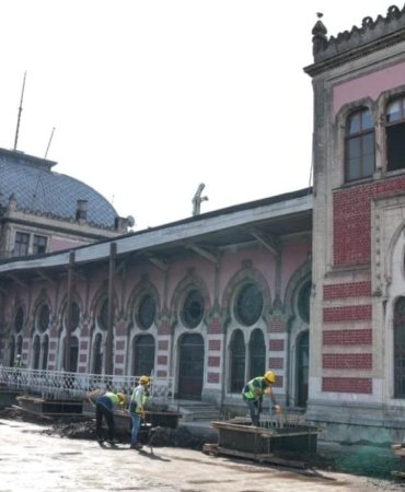 sirkeci-gari-yeniden-hayat-bulacak-ulasim-ve-kultur-bir-arada-sehrin-yeni-merkezi-olmaya-SJCvjBjR.jpg