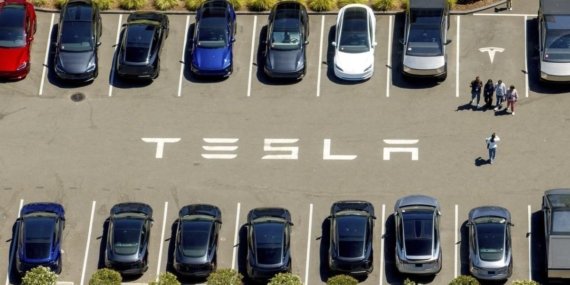 Tesla’nın ABD’deki Hakimiyeti Sarsılıyor! Pazar Payı Son 8 Yılın En Düşük Seviyesinde
