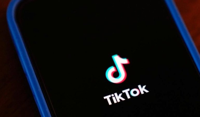 tiktoka-fransada-buyuk-sok-hayati-tehlikeye-atma-sorusturmasi-acilmasi-istendi-itDYWK6T.jpg