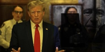 Trump, Epstein Davasında FBI İçin Muhbirlik mi Yaptı? Meclis Başkanı'ndan Şaşırtıcı Açıklama 13 trump-epstein-davasinda-fbi-icin-muhbirlik-mi-yapti-meclis-baskanindan-sasirtici-aciklama-iY5R4NpU.jpg
