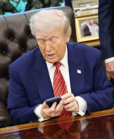 Trump, Sağlık Söylentilerine Sert Çıktı! "24 Saat Kaybolsam Medya Çıldırır" 8 trump-saglik-soylentilerine-sert-cikti-24-saat-kaybolsam-medya-cildirir-BYI2Jlqs.jpg