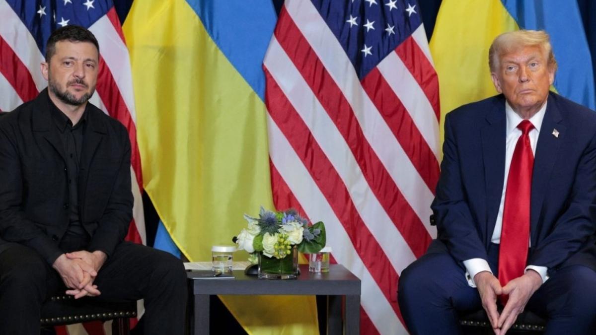 Trump'tan Ukrayna'ya Destek Mesajı: "NATO Rus Uçaklarını Düşürmeli" 2 trumptan-ukraynaya-destek-mesaji-nato-rus-ucaklarini-dusurmeli-1CWHsYHw.jpg