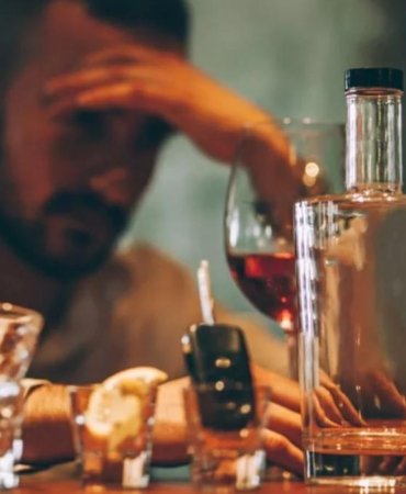 Yeni Genetik Araştırma: Az Miktarda Alkolün Bile Demansa Karşı Koruyucu Etkisi Yok 4 yeni-genetik-arastirma-az-miktarda-alkolun-bile-demansa-karsi-koruyucu-etkisi-yok-U45TiJ28.jpg