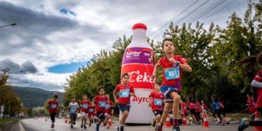 12. Eker I Run Bursa’da coşkuyla gerçekleşti iyilik ve spor bir kez daha birleşti 11 12-eker-i-run-bursada-coskuyla-gerceklesti-iyilik-ve-spor-bir-kez-daha-birlesti-ztMz4USu.jpg