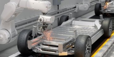 AB 2035 İçten Yanmalı Araçlar İçin Yeni Yol Haritasını Yeniden Tartışıyor: Alman Tepkileri ve Protestolar 12 ab-2035-icten-yanmali-araclar-icin-yeni-yol-haritasini-yeniden-tartisiyor-alman-tepkileri-ve-fRd9KI9C.jpg