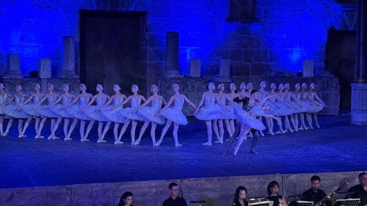 Aspendos'ta Sanat Şöleni: Rekorla Kapanış Yaşandı—Uluslararası Opera ve Bale Festivali Tarihe Geçti 3 aspendosta-sanat-soleni-rekorla-kapanis-yasandiuluslararasi-opera-ve-bale-festivali-tarihe-gecti-Ma9gYrBA.jpg
