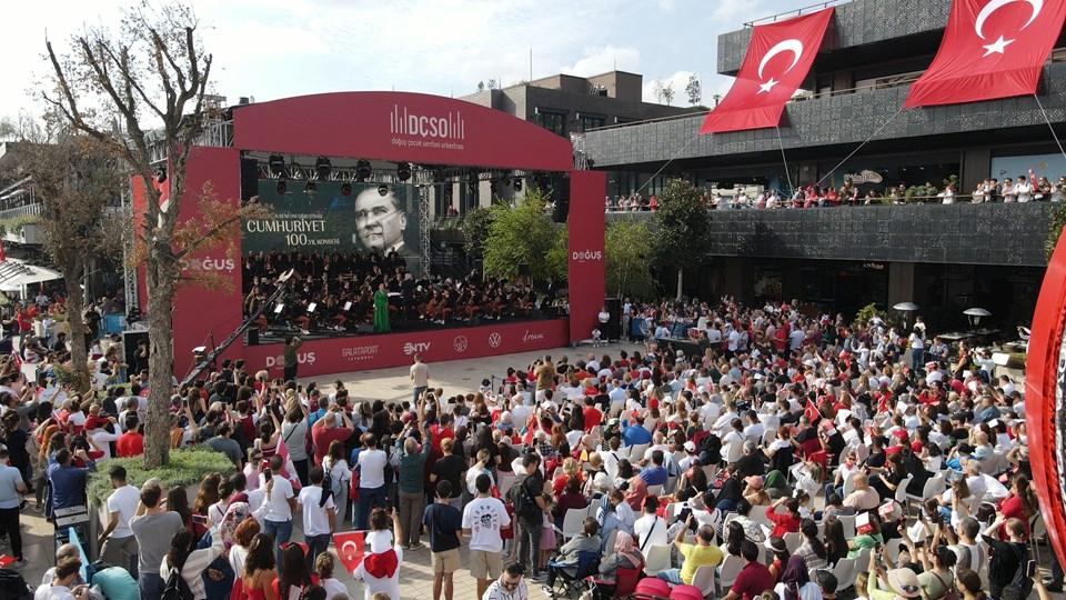 Cumhuriyet’in Coşkusu Doğuş Çocuk Senfoni ile Galataport İstanbul’da Üst Düzey Bir Sahneye Taşınıyor 2 Cumhuriyet’in Coşkusu Doğuş Çocuk Senfoni ile Galataport İstanbul’da Üst Düzey Bir Sahneye Taşınıyor