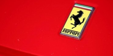 Ferrari, Elektrifikasyon Stratejisini Yeniden Şekillendiriyor: Elettrica ile Yolda Yeni Bir Dönem 14 ferrari-elektrifikasyon-stratejisini-yeniden-sekillendiriyor-elettrica-ile-yolda-yeni-bir-donem-GCy9LGh3.jpg