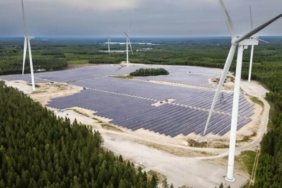 İsveç, 89 MW'lık İlk Hibrit Rüzgar ve Güneş Enerjisi Projesini Hayata Geçirdi 3 isvec-89-mwlik-ilk-hibrit-ruzgar-ve-gunes-enerjisi-projesini-hayata-gecirdi-sKJa4Zbh.jpg