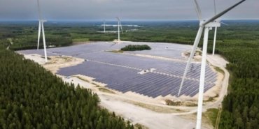 İsveç, 89 MW'lık İlk Hibrit Rüzgar ve Güneş Enerjisi Projesini Hayata Geçirdi 15 isvec-89-mwlik-ilk-hibrit-ruzgar-ve-gunes-enerjisi-projesini-hayata-gecirdi-sKJa4Zbh.jpg