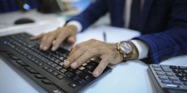 kamu-personeline-2026da-49-trilyon-lira-odeme-yapilacak-zu1yndnR.jpg