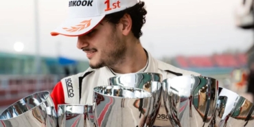 Koray Kamiloğlu’ndan Misano’da Çifte Zafer Genç Pilot Sezonu “Grand Slam” ile Tamamladı 8 koray-kamiloglundan-misanoda-cifte-zafer-genc-pilot-sezonu-grand-slam-ile-tamamladi-C6zC3H37.jpg