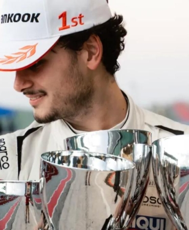 Koray Kamiloğlu’ndan Misano’da Çifte Zafer Genç Pilot Sezonu “Grand Slam” ile Tamamladı 9 koray-kamiloglundan-misanoda-cifte-zafer-genc-pilot-sezonu-grand-slam-ile-tamamladi-C6zC3H37.jpg