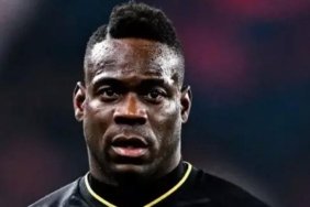 mario-balotelli-kendimi-iyi-hissediyorum-ama-kariyerimde-cikmazdayim-FMjU7yEX.jpg