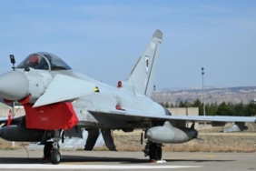 Milli Savunma Bakanlığı: 5,4 Milyar Sterlinlik Eurofighter Anlaşması İmzalandı, Suriye ile Askeri İşbirliği Sürüyor 4 milli-savunma-bakanligi-54-milyar-sterlinlik-eurofighter-anlasmasi-imzalandi-suriye-ile-askeri-isbirligi-suruyor-DwvNcEkf.jpg
