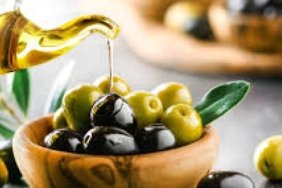Türkiye sofralık zeytin ihracatında rekor kırdı! Yeni hedef 300 milyon dolar 1 turkiye-sofralik-zeytin-ihracatinda-rekor-kirdi-yeni-hedef-300-milyon-dolar-hnFqpADb.jpg
