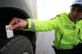 Zorunlu Kış Lastiği Tarihleri Değişti 15 Kasım’dan 15 Nisan’a Çekildi 1 zorunlu-kis-lastigi-tarihleri-degisti-15-kasimdan-15-nisana-cekildi-Agv7zYcA.jpg