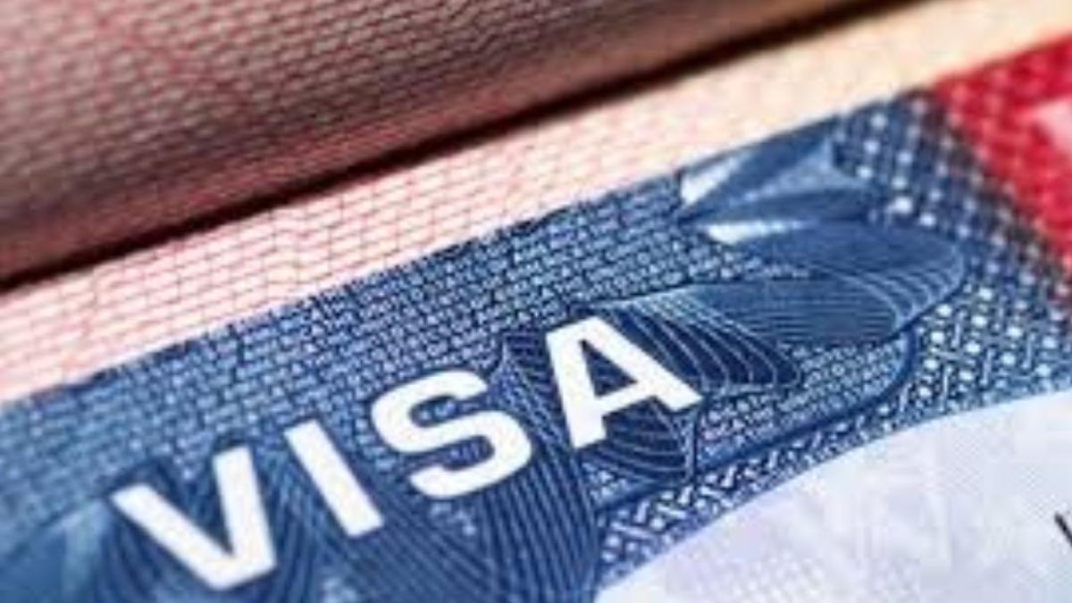ABD, Afganistan pasaportu taşıyanlara vize vermeyi durdurdu 2 abd-afganistan-pasaportu-tasiyanlara-vize-vermeyi-durdurdu-ceuRQsei.jpg