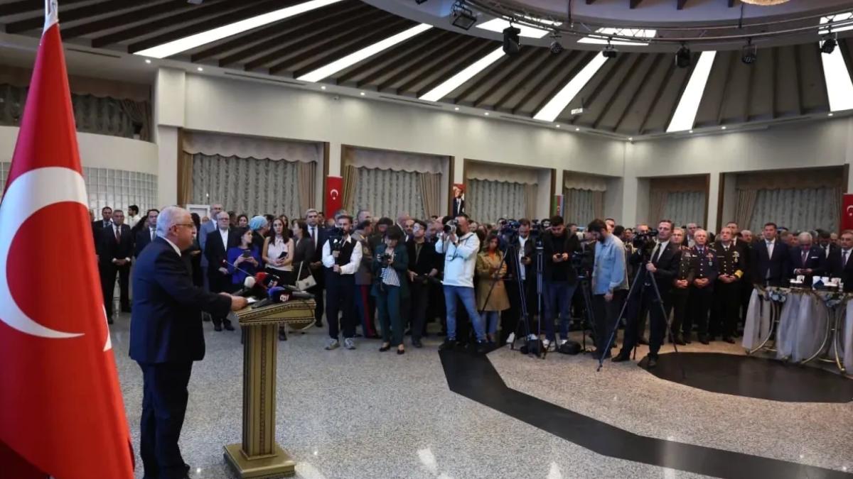 bakan-guler-azerbaycan-ve-ermenistan-arasinda-kalici-baris-kafkasya-icin-buyuk-bir-firsat-yKSsxsMh.jpg