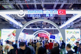 Çin İthalat Fuarı’nda 83,5 milyar dolarlık rekor anlaşma imzalandı 5 cin-ithalat-fuarinda-835-milyar-dolarlik-rekor-anlasma-imzalandi-CzcIYVHH.jpg