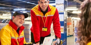 DHL Supply Chain yapay zekâ aracılarıyla operasyonlarını dönüştürüyor! HappyRobot iş birliği yeni dönemi başlatıyor 4 dhl-supply-chain-yapay-zek-aracilariyla-operasyonlarini-donusturuyor-happyrobot-is-birligi-yeni-donemi-baslatiyor-tsxNyvnW.jpg