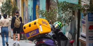 getir-yemekin-uber-eatse-satisi-icin-prensip-anlasmasi-saglandi-xcneRRKW.jpg