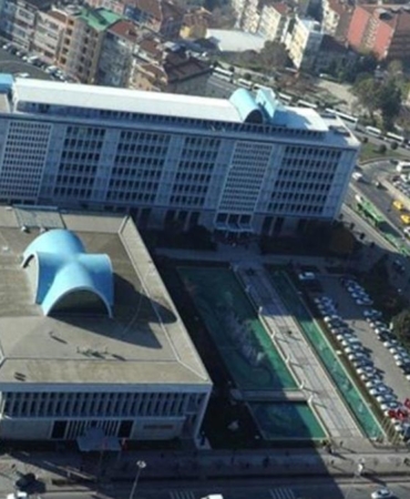 İBB’nin 2026 bütçesi uzun süren oturumun ardından Meclis’ten geçti 7 ibbnin-2026-butcesi-uzun-suren-oturumun-ardindan-meclisten-gecti-G65GyQpO.jpg
