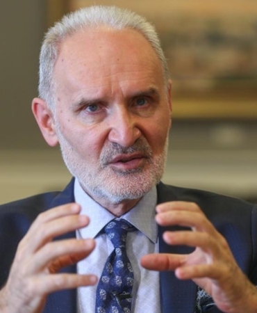 İTO Başkanı Şekib Avdagiç iş dünyasına 2026 vizyonu ve yeni dönem stratejileri için önemli mesajlar verdi 8 ito-baskani-sekib-avdagic-is-dunyasina-2026-vizyonu-ve-yeni-donem-stratejileri-icin-onemli-v5hKTCHw.jpg